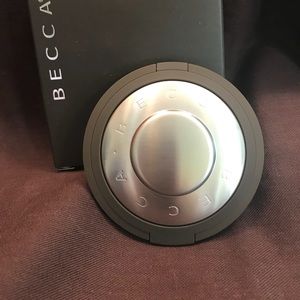 BECCA Shimmering Skin Perfector Pressed